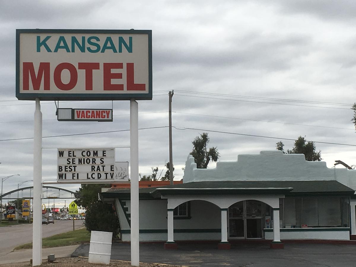 Kansan Motel Liberal Exteriör bild